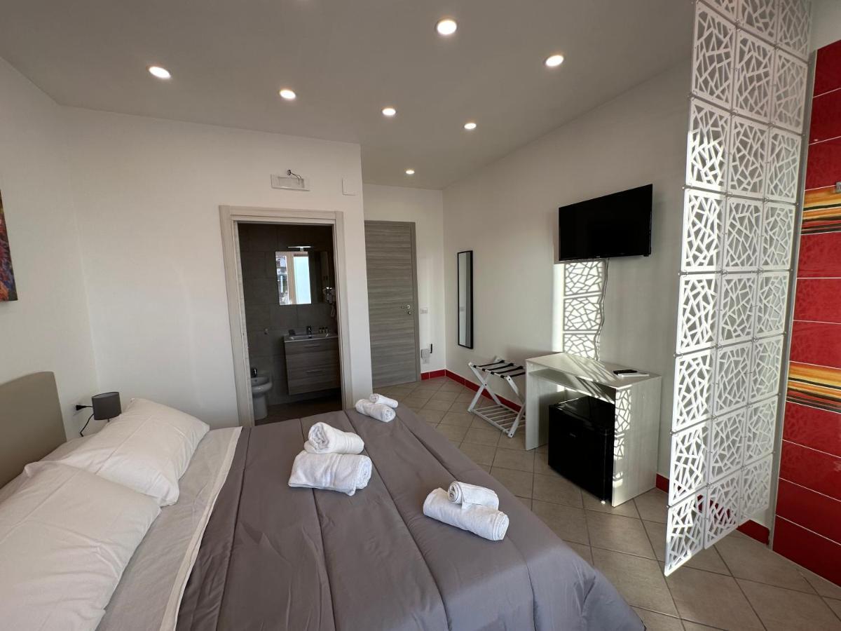 B&B Off Rooms And Relax Νάπολη Εξωτερικό φωτογραφία