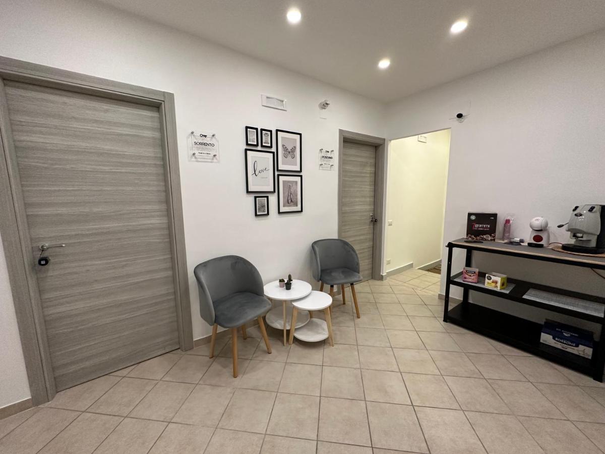 B&B Off Rooms And Relax Νάπολη Εξωτερικό φωτογραφία