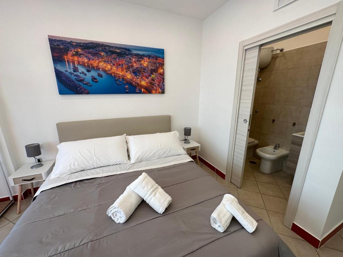 B&B Off Rooms And Relax Νάπολη Εξωτερικό φωτογραφία