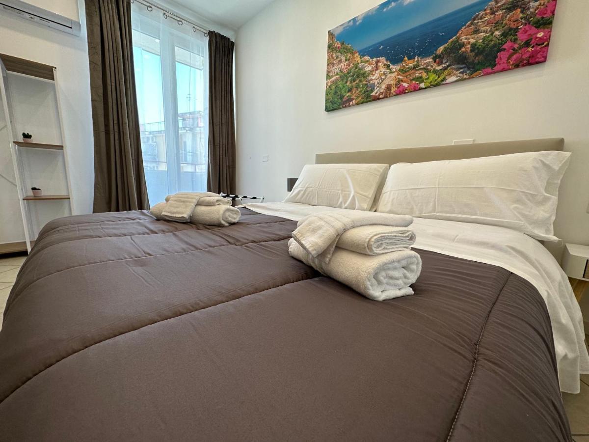 B&B Off Rooms And Relax Νάπολη Εξωτερικό φωτογραφία