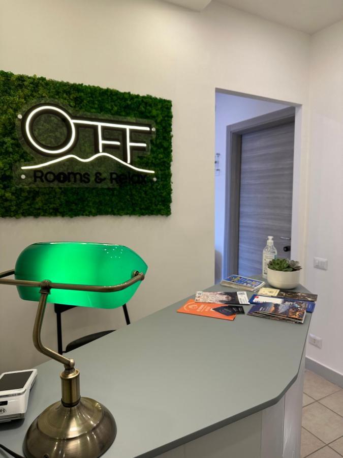 B&B Off Rooms And Relax Νάπολη Εξωτερικό φωτογραφία